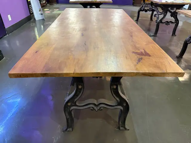 Hobbs Mfg Co Dining Table in Dining Tables & Sets in City of Toronto - Image 4