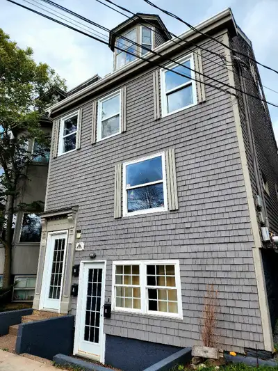 1229 Queen Street- 2 bedroom Apt Sept 1st!