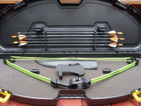 Ultra compact bow set