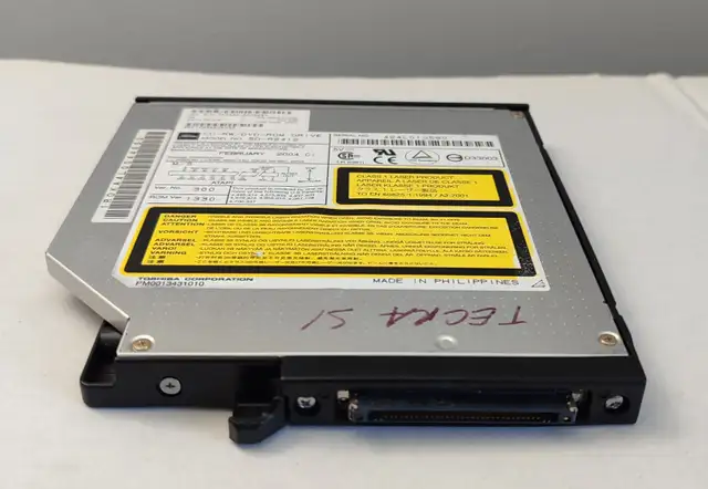 TOSHIBA SD-R2412 INTERNAL DVD/CD-RW OPTICAL DRIVE TOSHIBA LAPTOP in Laptop Accessories in Laval / North Shore - Image 8