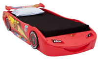 Disney Pixar Cars Twin Car Bed by Delta Children (Twin size)