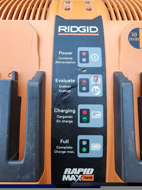 Ridgid Double Bank Rapid Max 12V, 14.4V & 18V Battery Charger in Power Tools in Windsor Region - Image 6