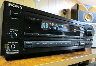 NICE, SUPER CLEAN, SERVICED, WORKS AND SOUNDS LIKE NEW $225 no remote, or $255 with Sony remote. Thi...