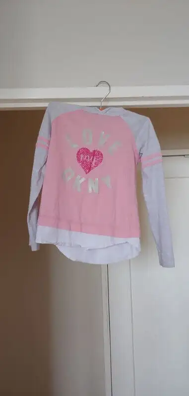 GENTLY USED, CHILD'S, DKNY HOODIE, SIZE 6X!!! in Kids & Youth in Barrie - Image 2