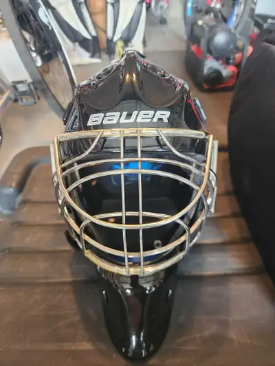 Bauer Goalie Mask NME8 with CCM Protective Bag, View more