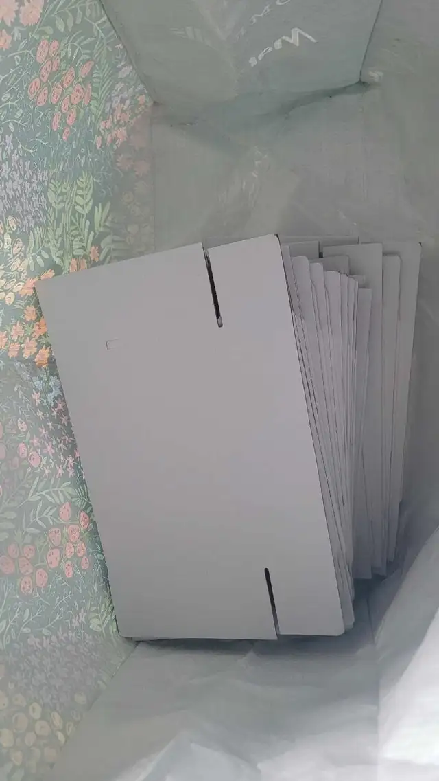 Small Boxes63826837739651121