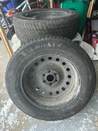 Selling a complete set of premium winter wheels. Ready to bolt on. The Setup: Tires: Michelin X-Ice...