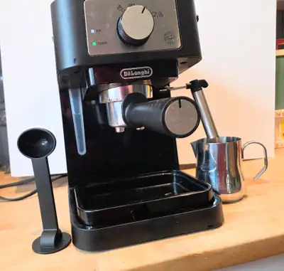 De'Longhi Stilosa Manual Espresso Machine, Compact Coffee Maker,, View more