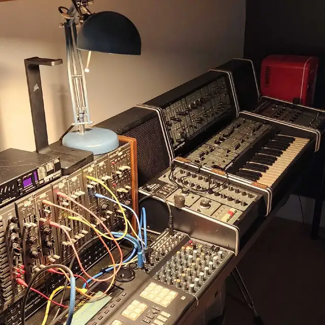 Music lessons + Recording studio63749434326657123