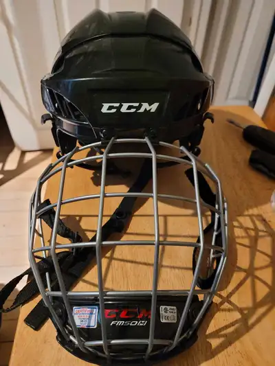 Kids hockey helmets, View more