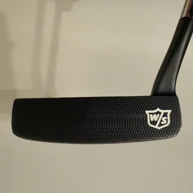 Wilson Infinite Grant Park 34” Putter RH in Golf in Guelph - Image 4