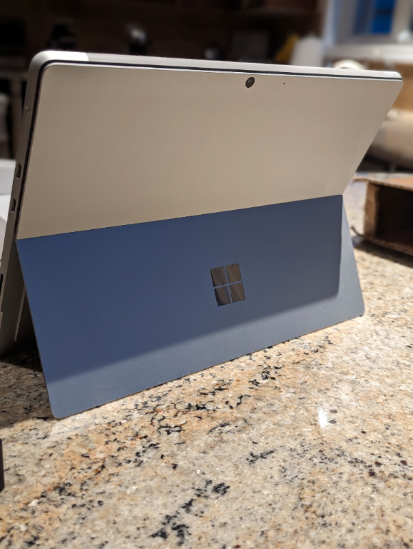 Microsoft Surface Pro 8 Platinum: 13" Touchscreen Tablet (Intel in iPads & Tablets in Cambridge - Image 2