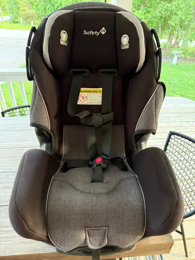 child’s car seat, View more