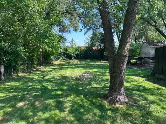 2 bedroom, 1 bath home for rent July 1st in Long Term Rentals in Sarnia - Image 8