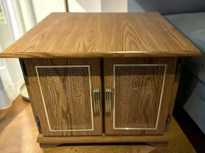 Retro 80s/90s Oak Finish End Table / Accent Storage Cabinet, View more