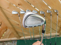 RIGHT-HAND CLEVELAND TOUR ACTION IRONS SET