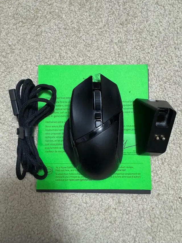 Razer Basilisk Ultimate w Dock in Speakers, Headsets & Mics in Thunder Bay - Image 4