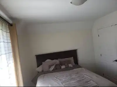 Chambre à louer dans une maison à Châteauguay