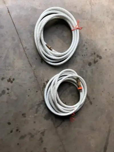 RV 25 foot water hoses please contact by email to munchkin6@telus.net
