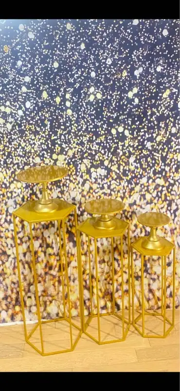 Rent - Gold Plinth, Cake, Flower, Decor Stand For Rent. in Outdoor Décor in Calgary - Image 7