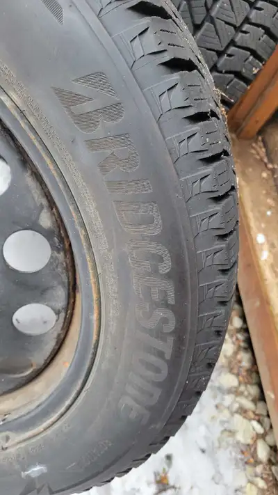 All 4 tires are in good condition. Was on Nissan Qashqai 2019.