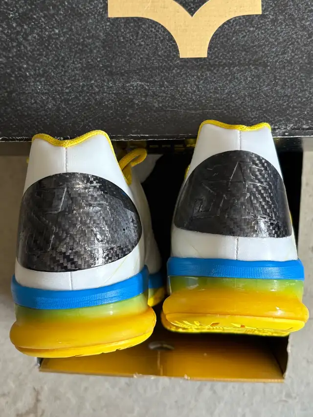 Nike KD V Elite Basketball Shoes  Mens Size 16 Rare Brand New in Men's Shoes in Oakville / Halton Region - Image 6