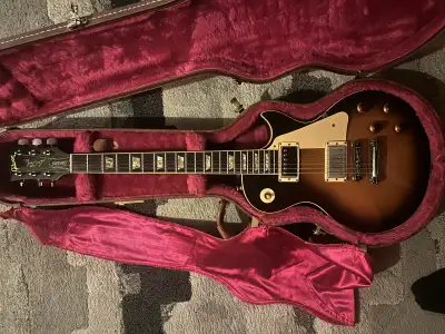 Gibson Les Paul Standard, View more