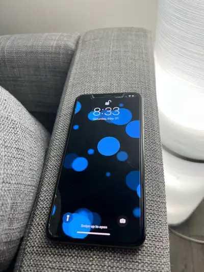 IPhone XS MAX 64GB, View more