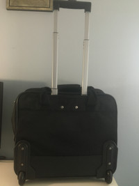 Smart & Professional New TARGUS Rolling Laptop bag