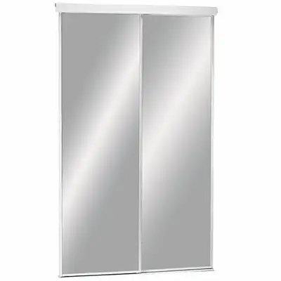 Produit : Porte miroir coulissante Dimensions : 36" x 80½" (cadre en métal blanc) État : Neuf, jamai...