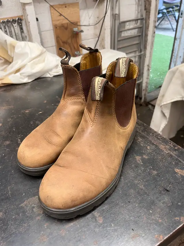 Blundstone boots size 5 1/2 ( read description) in Other in City of Toronto - Image 2