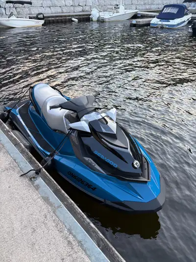 2018 Sea-Doo GTI SE 130 in excellent condition with only 25 hours of use. This machine has been extr...