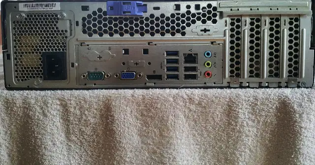 Ordinateur de table LENOVO in Desktop Computers in Drummondville - Image 4