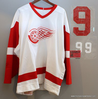 Gordie Howe autographed jerseyFrozen Pond COA