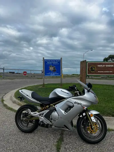 if it’s up, it’s still available. PRICED FOR A QUICK SALE. GARAGE KEPT. Looking to find someone who...