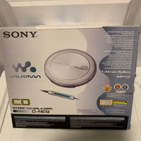 RARE SONY Atrac 3 Plus MP3 CD WALKMAN D-NE9 Silver NEW!