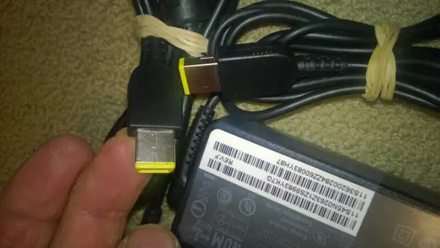 LENOVO Laptop power adapters - rectangular socket in Laptop Accessories in Mississauga / Peel Region - Image 5