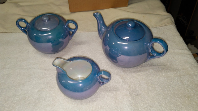 1930s Lusterware teapot, sugar and cream  in Arts & Collectibles in Winnipeg