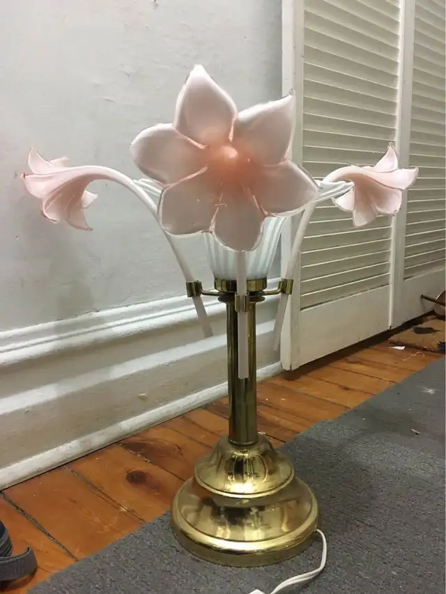 2 Mid Century Murano Glass Brass Tubular Table Lamps - $500 FIRM in Indoor Lighting & Fans in City of Montréal - Image 2