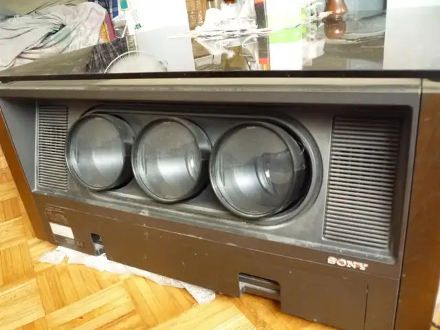 Used Lange Classic girl ice skates & more for sale.         4366 in Skates & Blades in City of Toronto - Image 11