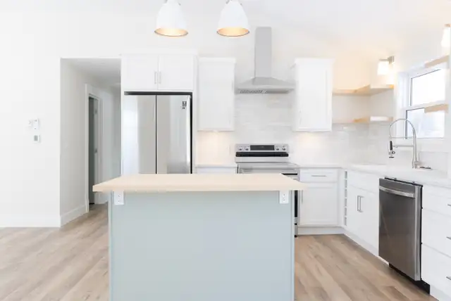 3 Bedroom House for Rent in Long Term Rentals in Bedford - Image 3