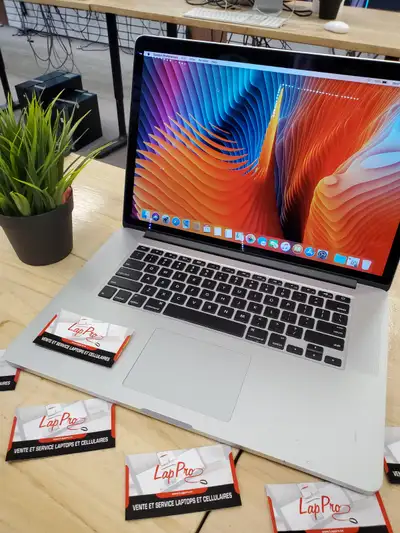 macbook pro 15" core i7 retina ✨✨, View more