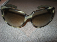 Gucci Sunglasses GG 2936/S Made In Italy Ladies