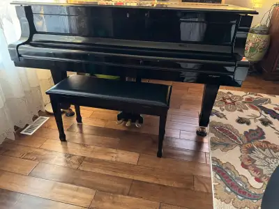 Yamaha C7 concert grand piano for sale. Premium, professional-quality instrument with Yamaha’s award...