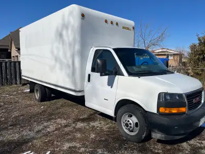 • 2019 GMC Savana • 16 ft box • 201,830 km • Top shape – very well maintained • Recent full service...