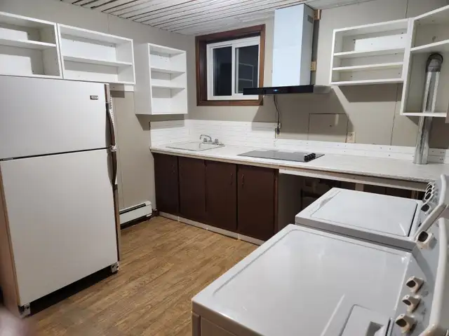 Sharing room for female *Near Sault College* in Room Rentals & Roommates in Sault Ste. Marie - Image 6