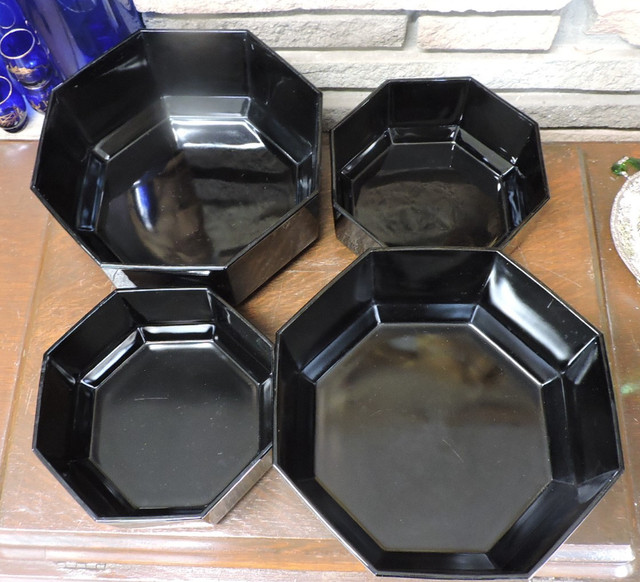 Set of 4 Arcoroc Black Glass Octime Serving Bowls in Kitchen & Dining Wares in St. Catharines - Image 2