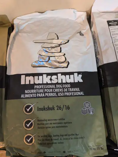 Nourriture pour chiot ou maintient de poids fait au Canada sacs de 15kg