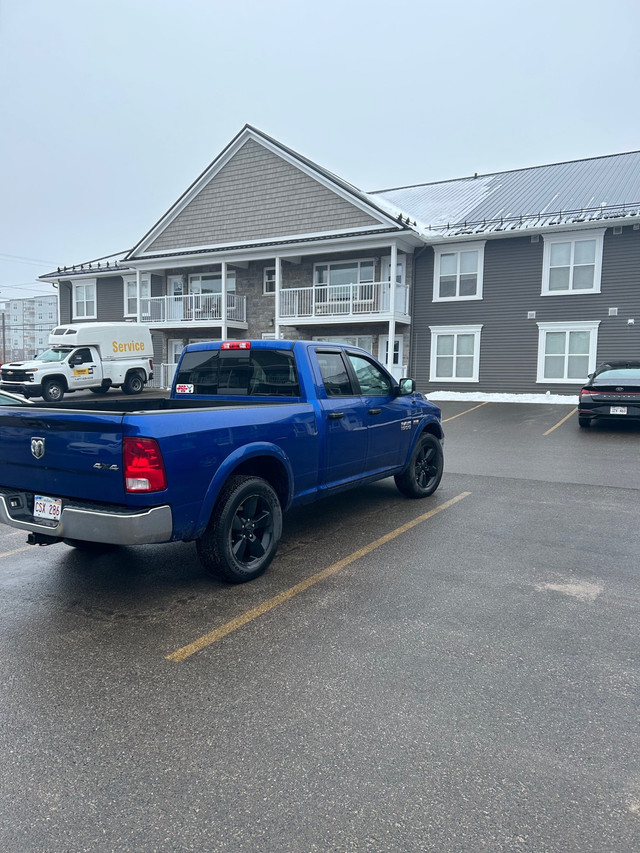 2015 dodge 1500 outdoorsman  in Cars & Trucks in Fredericton - Image 2