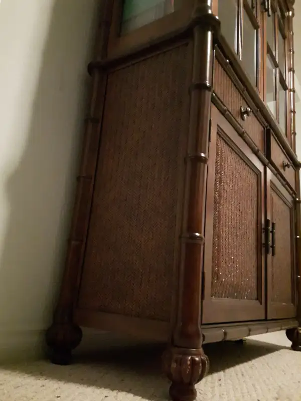 Solid Teak Wood Hutch and Buffet, Glass Accented Double Doors. in Hutches & Display Cabinets in Cambridge - Image 9